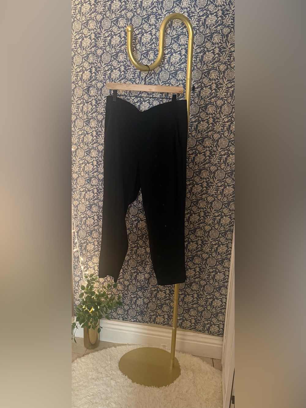 Athleta Black Straight Leg Pants Size 12P Petite